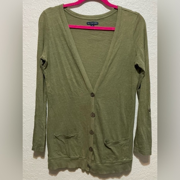 American Eagle Cardigan with Front Pockets - Picture 1 of 9